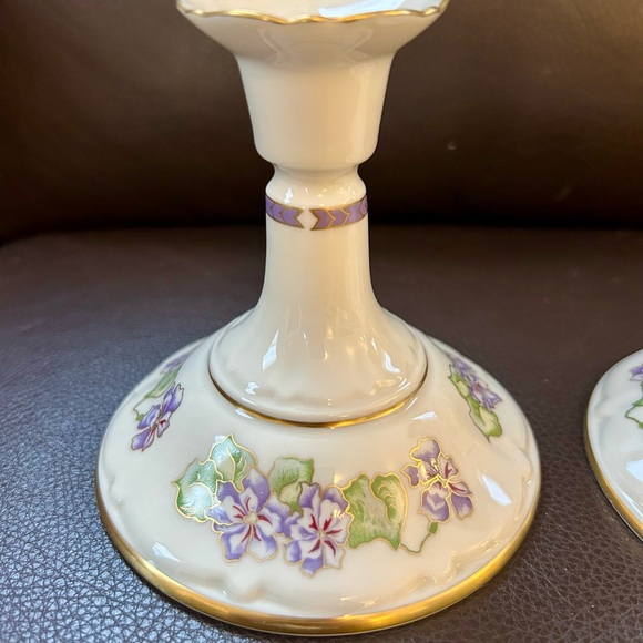 Pickard vintage candlestick holders. Excellent unused condition. Beautiful! - Picture 7 of 8